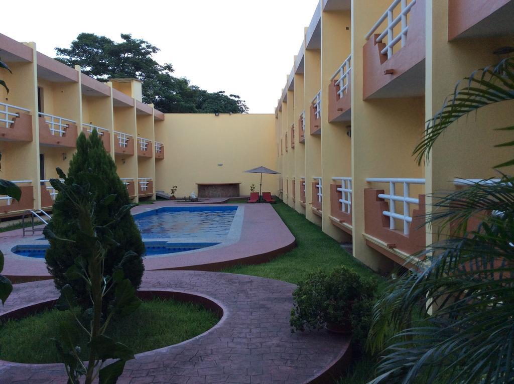 Hotel La Media Luna Inn Huejutla de Reyes Exterior foto